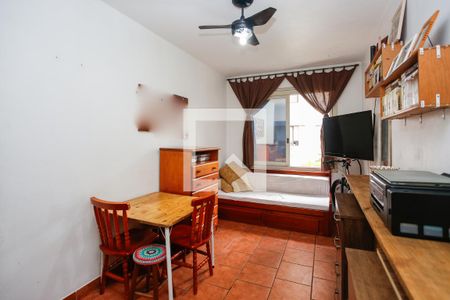 Sala de apartamento à venda com 1 quarto, 37m² em Petrópolis, Porto Alegre