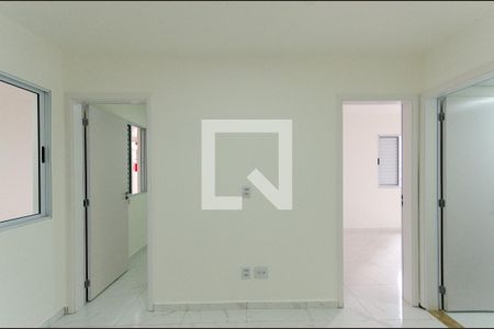 Sala de apartamento para alugar com 2 quartos, 38m² em Vila Santa Edwiges, São Paulo