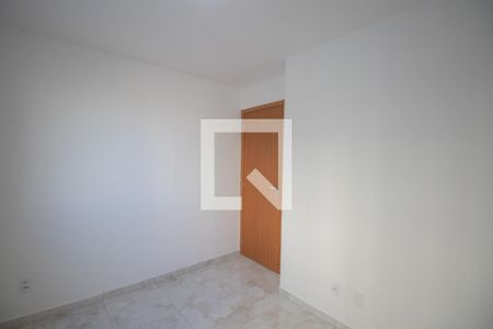 Quarto 1 de apartamento para alugar com 2 quartos, 43m² em Colubandê, São Gonçalo