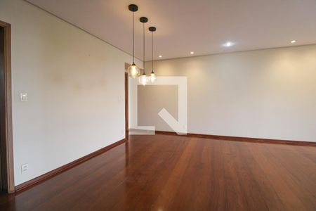 Sala de estar de apartamento à venda com 3 quartos, 160m² em Cambuí, Campinas