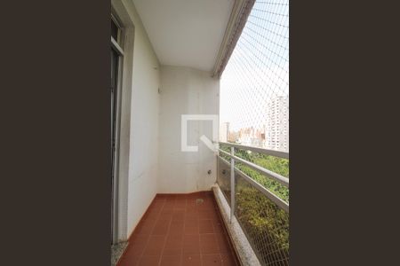 Sacada da Sala de estar de apartamento à venda com 3 quartos, 160m² em Cambuí, Campinas