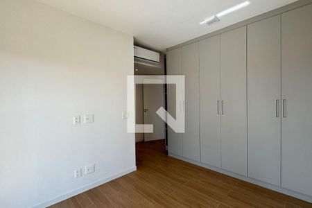 Suíte 1 de apartamento para alugar com 3 quartos, 124m² em Alphaville Industrial, Barueri