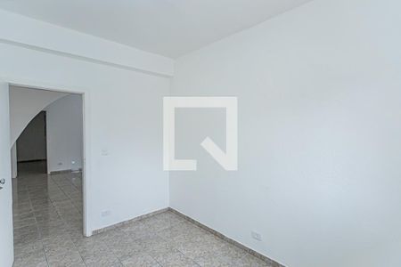 Quarto 1 de casa para alugar com 2 quartos, 93m² em Vila Zat, São Paulo