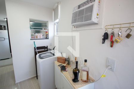 Sala/Área de Serviço de apartamento à venda com 1 quarto, 28m² em Pechincha, Rio de Janeiro