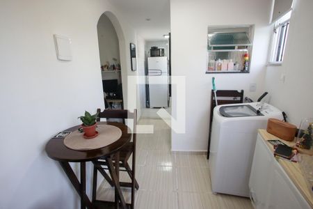 Sala/Área de Serviço de apartamento à venda com 1 quarto, 28m² em Pechincha, Rio de Janeiro