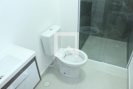 Banheiro de kitnet/studio para alugar com 1 quarto, 40m² em Osvaldo Cruz, São Caetano do Sul