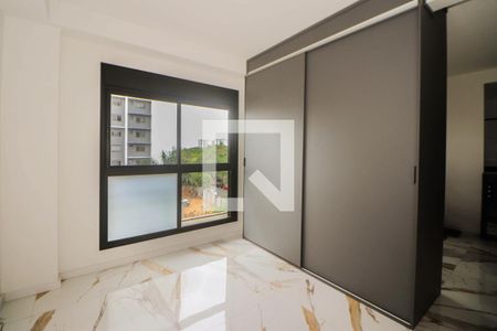 Quarto de kitnet/studio para alugar com 1 quarto, 40m² em Jardim do Salso, Porto Alegre