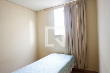 quarto 2 de apartamento para alugar com 2 quartos, 44m² em Chácara Cotia, Contagem