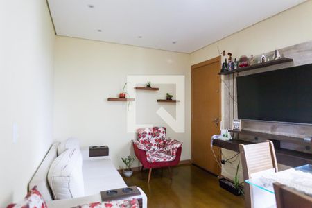 sala de apartamento para alugar com 2 quartos, 44m² em Chácara Cotia, Contagem