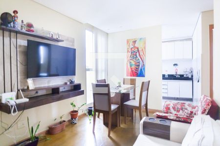 sala de apartamento para alugar com 2 quartos, 44m² em Chácara Cotia, Contagem