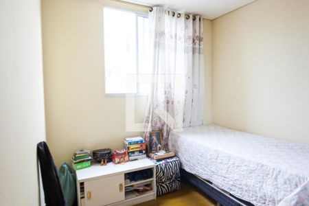 quarto 1 de apartamento para alugar com 2 quartos, 44m² em Chácara Cotia, Contagem