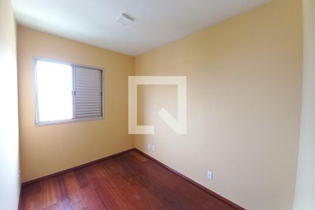 Quarto 2 de apartamento para alugar com 2 quartos, 57m² em Vila Maria Eugênia, Campinas