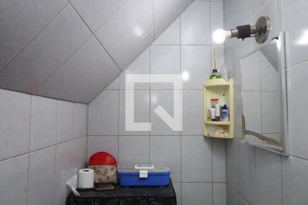 Banheiro de casa para alugar com 1 quarto, 80m² em Vila Nova Curuca, São Paulo