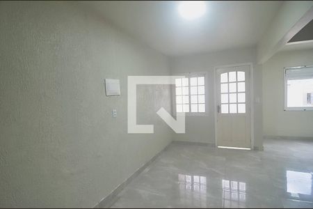 Sala de casa à venda com 2 quartos, 170m² em São José, Canoas