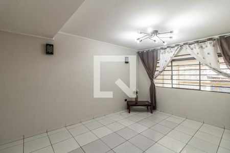 Sala de casa à venda com 3 quartos, 129m² em Vila Dalila, São Paulo