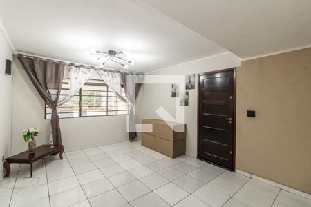 Sala de casa à venda com 3 quartos, 129m² em Vila Dalila, São Paulo