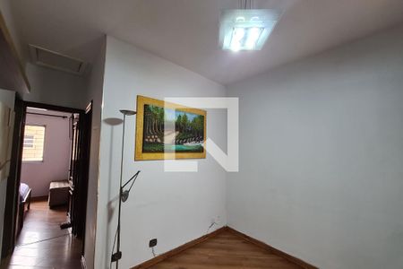 Sala de casa à venda com 3 quartos, 118m² em Vila Cleonice, São Paulo