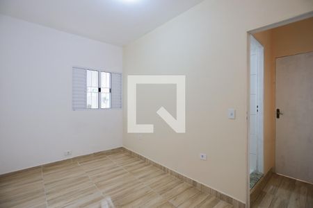 Suíte de casa para alugar com 1 quarto, 40m² em Jardim Cecy, São Paulo