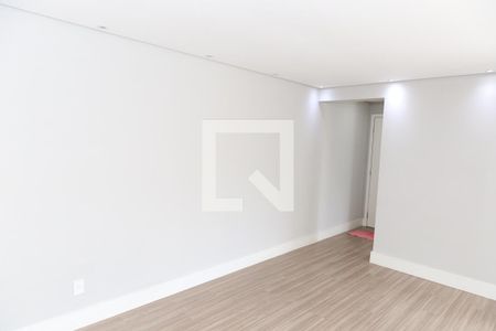 Sala de apartamento à venda com 3 quartos, 72m² em Vila Leonor, Guarulhos