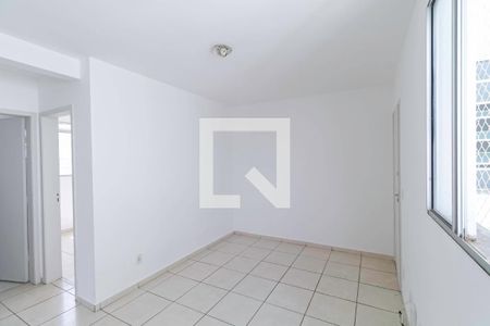 Sala de apartamento para alugar com 2 quartos, 44m² em Chacaras Reunidas Santa Terezinha, Contagem