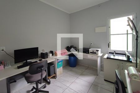 Quarto 2 de casa à venda com 5 quartos, 215m² em Jardim Capivari, Campinas