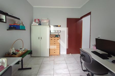 Quarto 2 de casa à venda com 5 quartos, 215m² em Jardim Capivari, Campinas