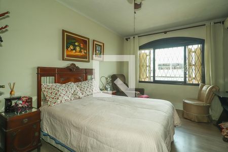 Quarto Suíte de casa à venda com 3 quartos, 240m² em Parque Santa Fé, Porto Alegre