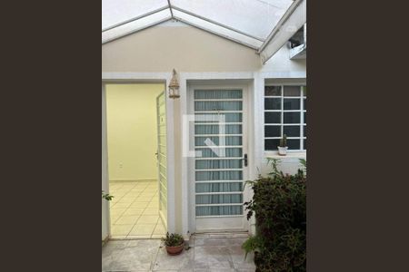 Casa à venda com 272m², 7 quartos e 3 vagas