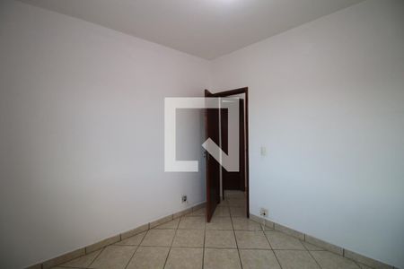 Quarto 1 de apartamento para alugar com 2 quartos, 62m² em Braz de Pina, Rio de Janeiro