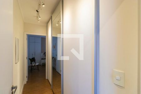 Quarto da suíte 1 - Closet de apartamento à venda com 3 quartos, 160m² em Cambuí, Campinas