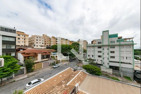 Sala 1 de apartamento à venda com 2 quartos, 130m² em Castelo, Belo Horizonte