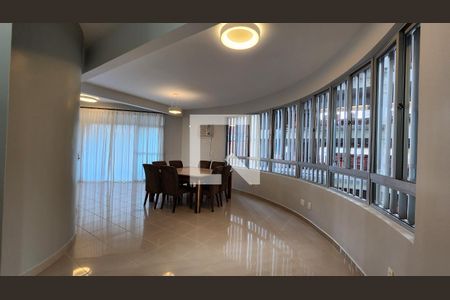 Sala de apartamento para alugar com 4 quartos, 202m² em Gonzaga, Santos