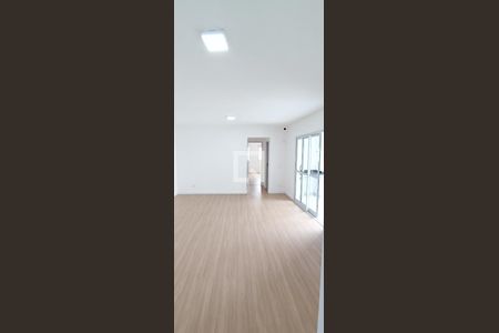 Sala de apartamento para alugar com 2 quartos, 84m² em Parque Esplanada, Embu das Artes