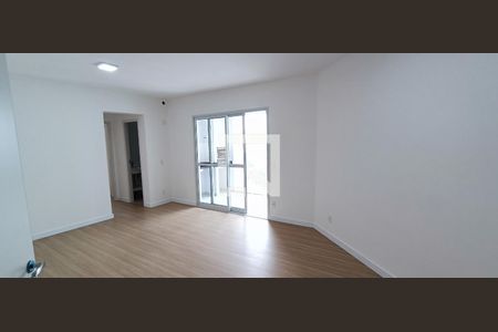 Sala de apartamento para alugar com 2 quartos, 84m² em Parque Esplanada, Embu das Artes