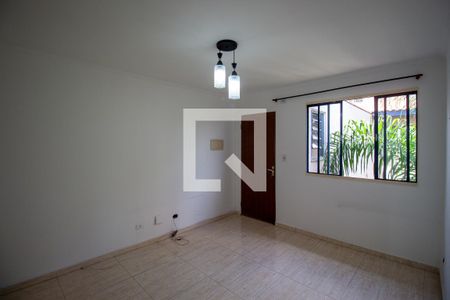 Sala de apartamento à venda com 2 quartos, 53m² em Conjunto Residencial José Bonifácio, São Paulo