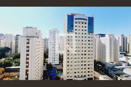 Apartamento à venda com 3 quartos, 92m² em Indianópolis, São Paulo