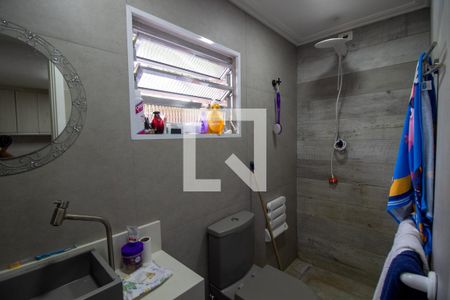 Banheiro do Quarto 3 de casa para alugar com 3 quartos, 100m² em Jardim Adhemar de Barros, São Paulo