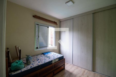 Quarto 2 de casa para alugar com 3 quartos, 100m² em Jardim Adhemar de Barros, São Paulo