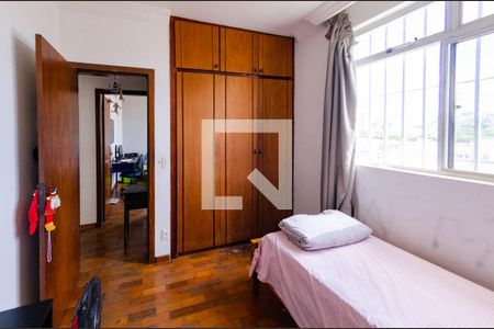 Quarto 2 de apartamento para alugar com 3 quartos, 78m² em Padre Eustáquio, Belo Horizonte