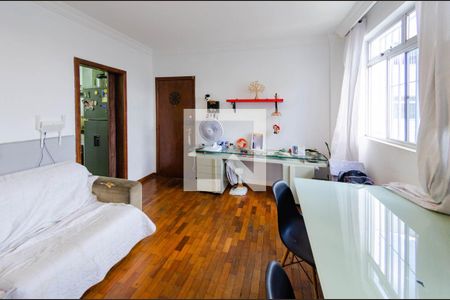 Sala de apartamento para alugar com 3 quartos, 78m² em Padre Eustáquio, Belo Horizonte