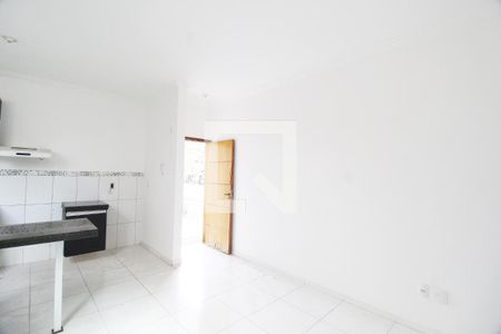 Sala de apartamento para alugar com 2 quartos, 62m² em Jardim Holanda, Uberlândia