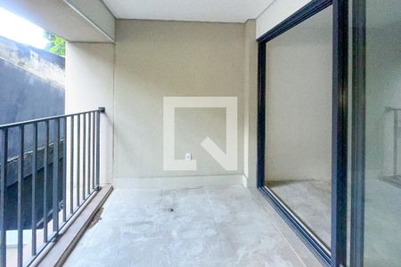 Varanda de kitnet/studio à venda com 1 quarto, 28m² em Sumaré, São Paulo