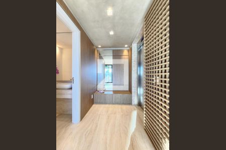 Apartamento à venda com 202m², 3 quartos e 3 vagas Apartamento à venda com 202m², 3 quartos e 3 vagasEntrada