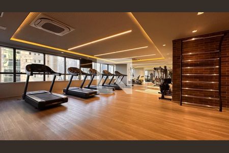 Apartamento à venda com 202m², 3 quartos e 3 vagas Apartamento à venda com 202m², 3 quartos e 3 vagasAcademia