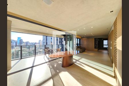 Apartamento à venda com 202m², 3 quartos e 3 vagas Apartamento à venda com 202m², 3 quartos e 3 vagasSala