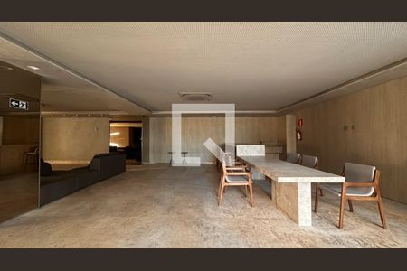 Apartamento à venda com 202m², 3 quartos e 3 vagas Apartamento à venda com 202m², 3 quartos e 3 vagasSalão de Festas