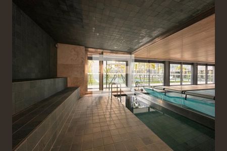 Apartamento à venda com 202m², 3 quartos e 3 vagas Apartamento à venda com 202m², 3 quartos e 3 vagasSauna