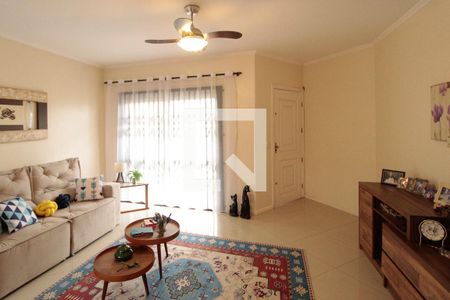 Sala de casa à venda com 3 quartos, 180m² em Cristo Redentor, Porto Alegre