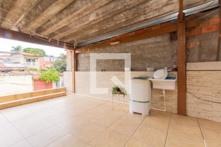 Casa à venda com 94m², 2 quartos e 1 vaga Casa à venda com 94m², 2 quartos e 1 vagaVaranda e Área de Serviço