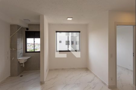 Sala de apartamento para alugar com 2 quartos, 37m² em Jardim Ipaussurama, Campinas